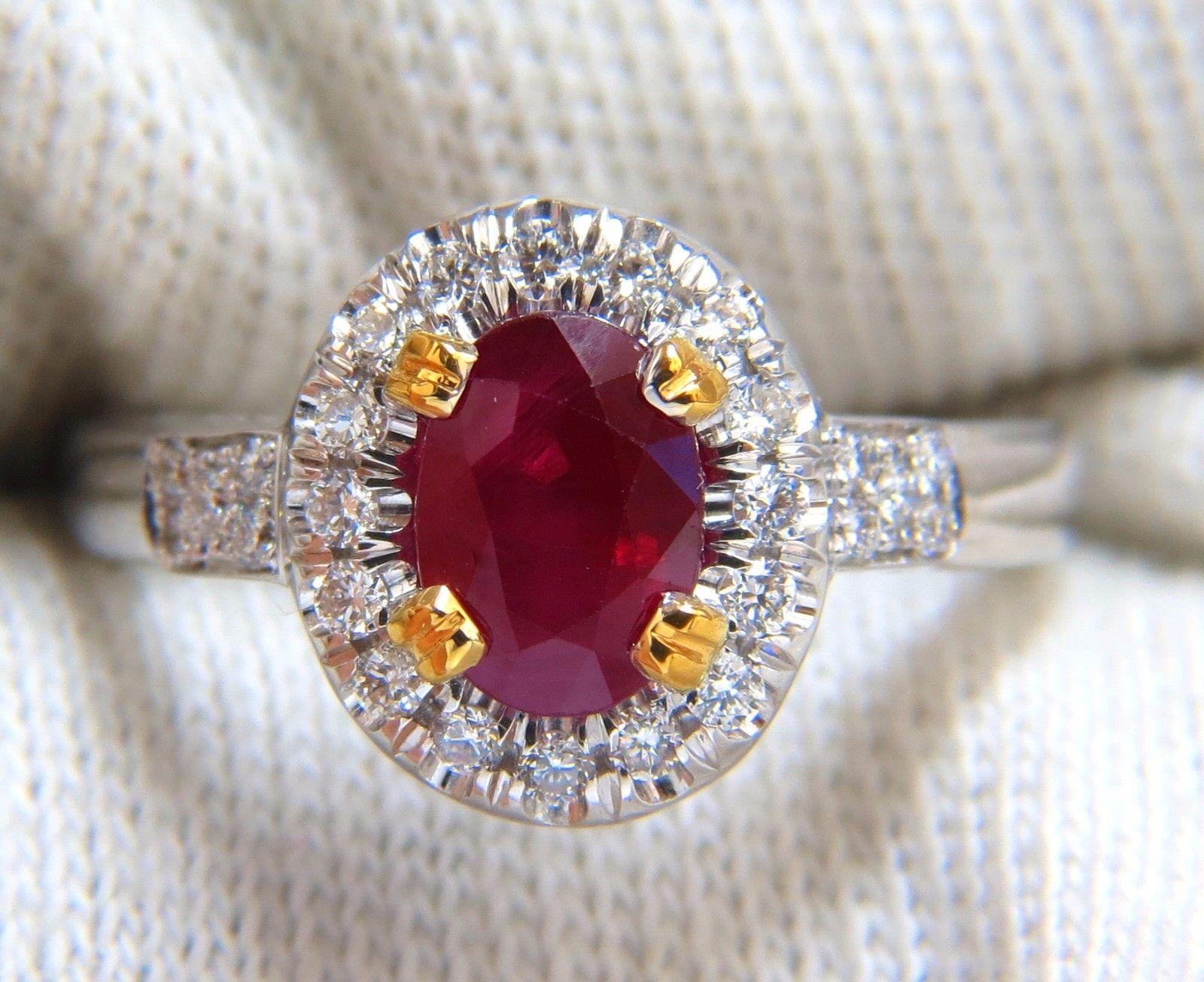 GIA-zertifizierter 1,95 Karat natürlicher Rubin-Diamantenring 18 Karat Vivid Red und Herkunft im Zustand „Neu“ im Angebot in New York, NY