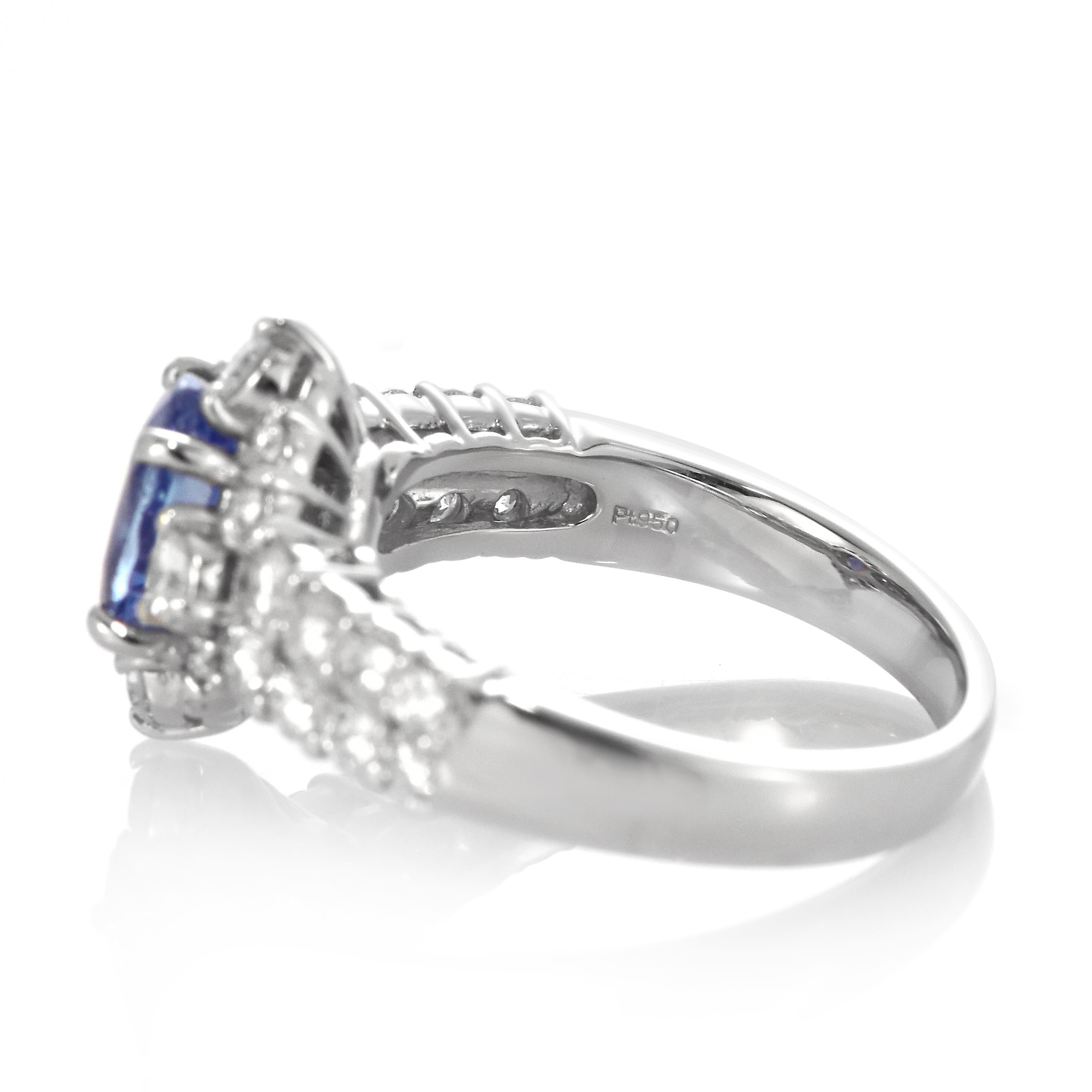 GIA Certified 1.96 Carat Unheated Sapphire and Diamond Ring made in Platinum For Sale 5