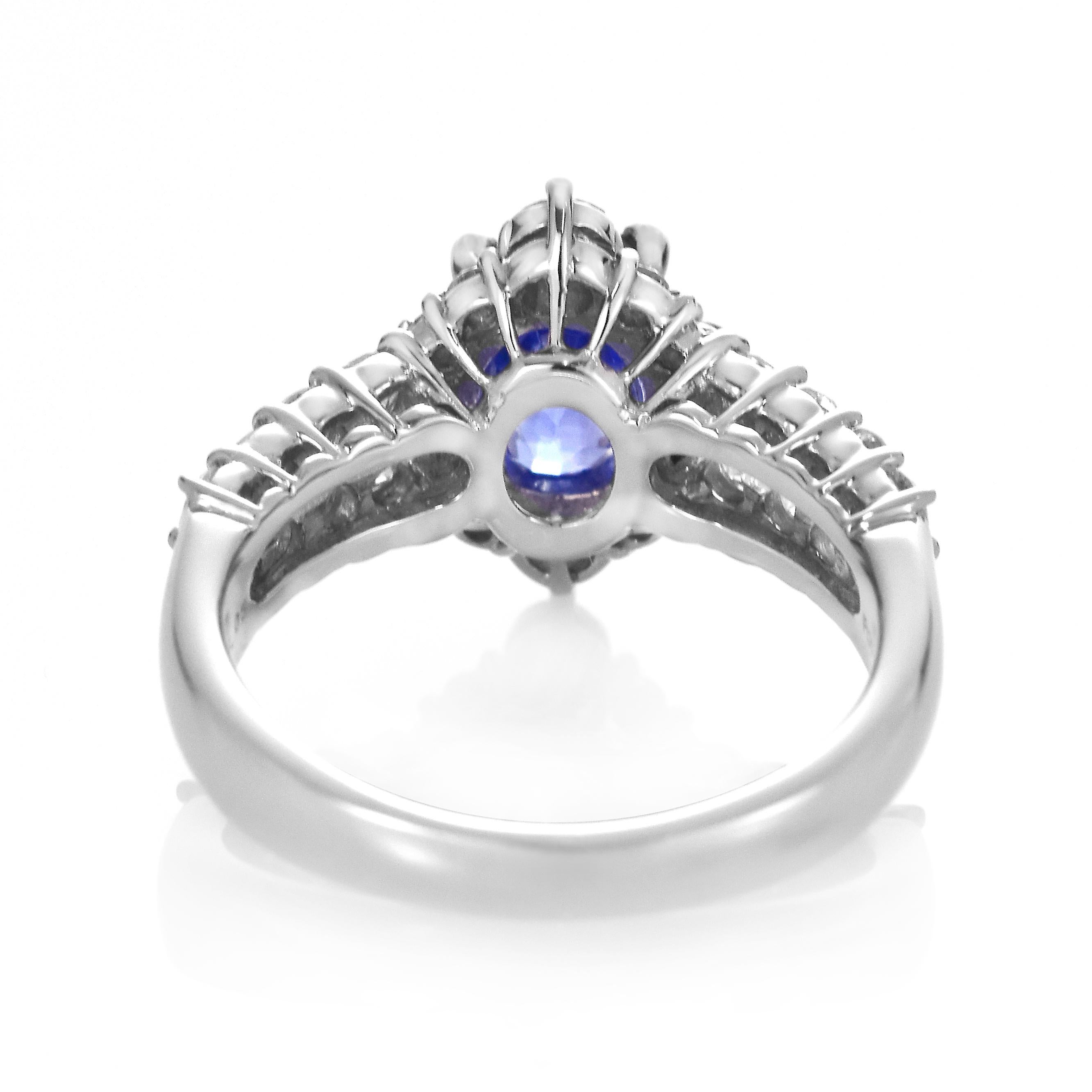 GIA Certified 1.96 Carat Unheated Sapphire and Diamond Ring made in Platinum For Sale 6