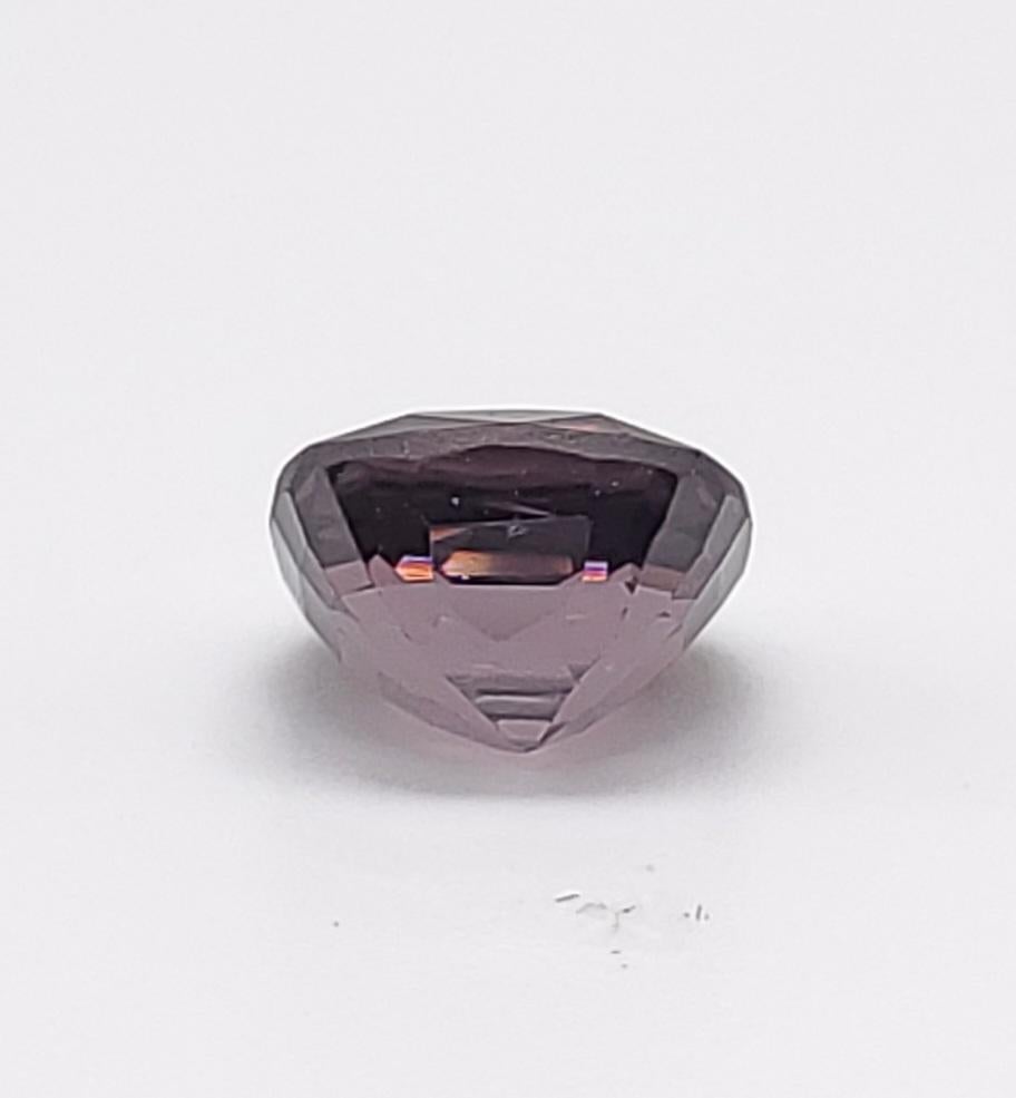 Women's or Men's GIA Certified 1.98 Carat Spinel For Sale