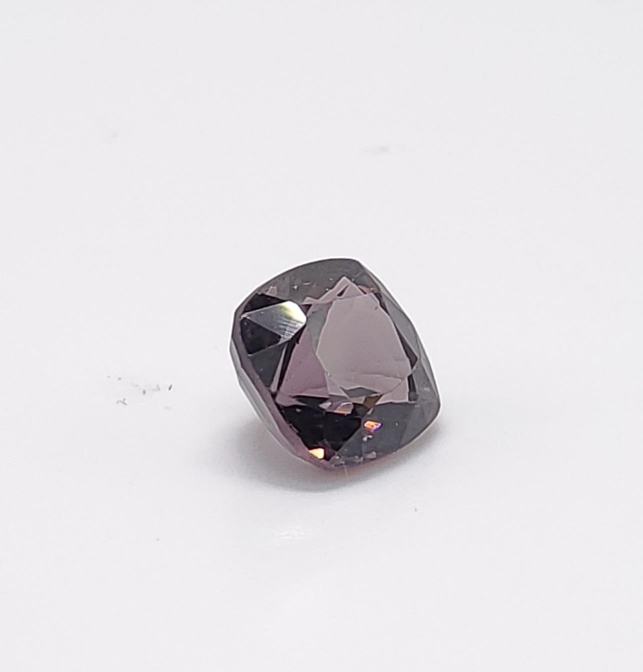 GIA Certified 1.98 Carat Spinel For Sale 6