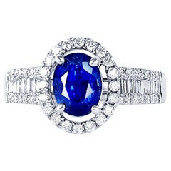 Bague en or 18 carats avec saphir bleu royal certifié GIA de 1,98 carat et diamants