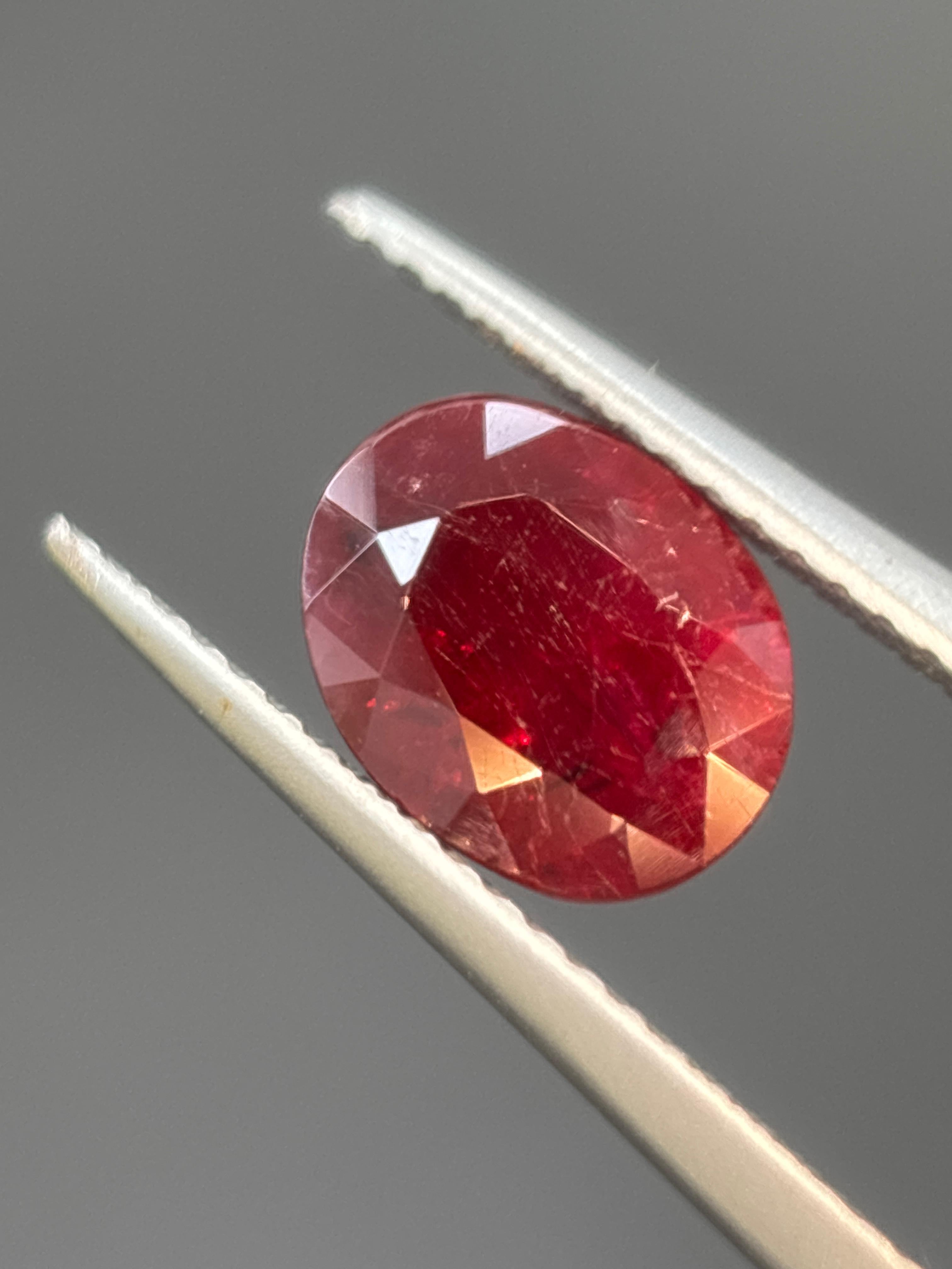 Rubis de Birmanie de 1,99 carat, naturel, non chauffé, taille ovale, certifié GIA en vente 4