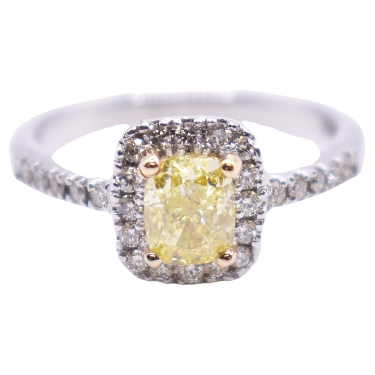 Verlobungsring mit GIA-zertifiziertem 1 Karat intensiv gelbem Fancy-Diamant-Halo