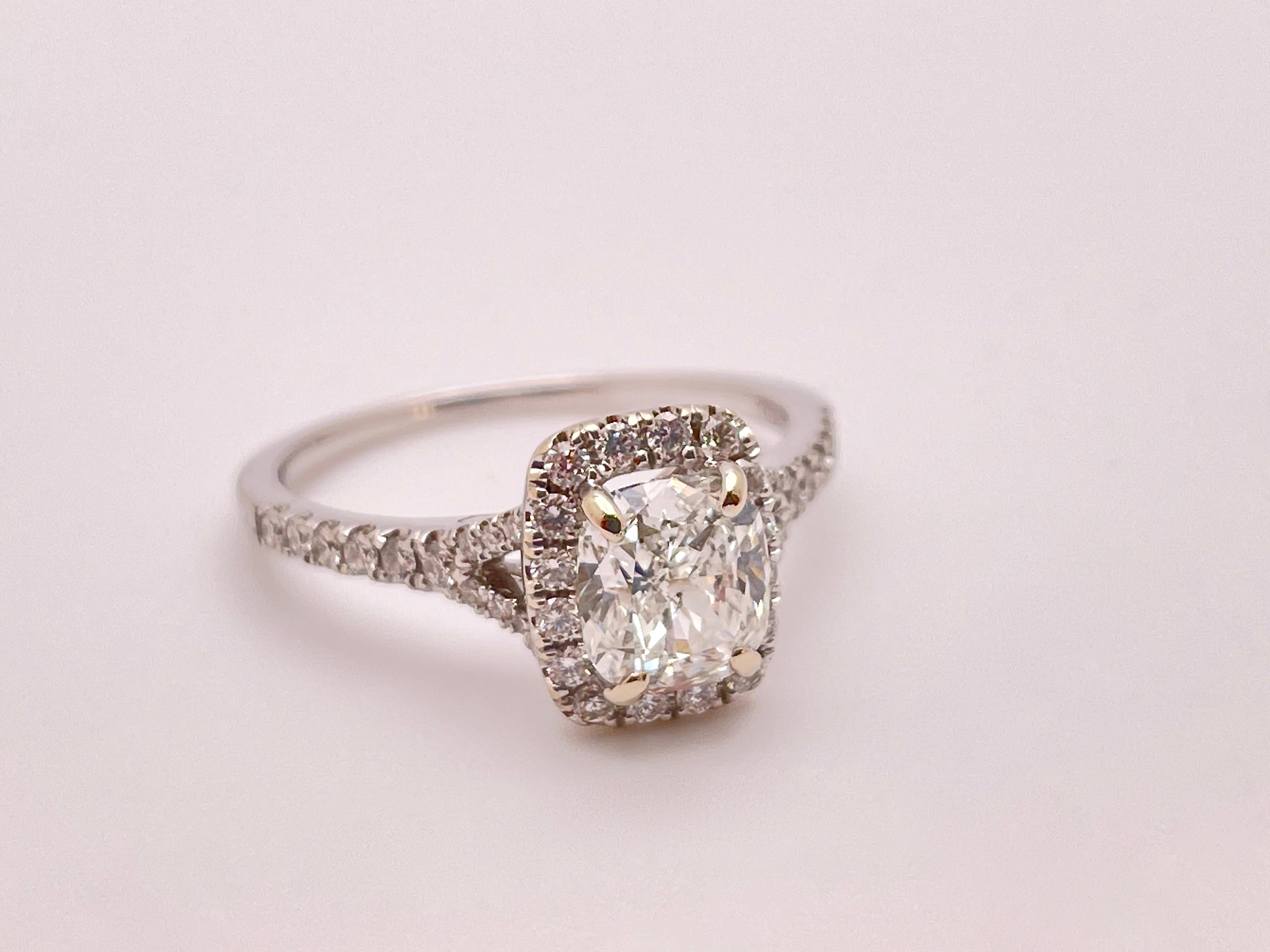 GIA Certified 2 Carat Diamond Platinum Ed.B Engagement Ring For Sale 4