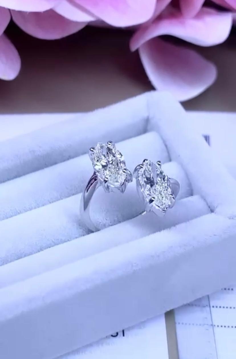 Women's GIA Certified 2 Carat Diamonds  18k Gold Ring  For Sale