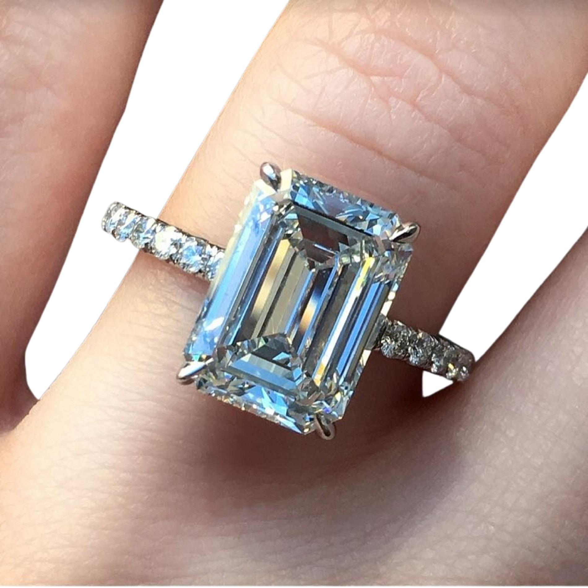 GIA Certified 2 Carat Emerald Cut Diamond Engagement Ring For Sale at 1stDibs emerald cut