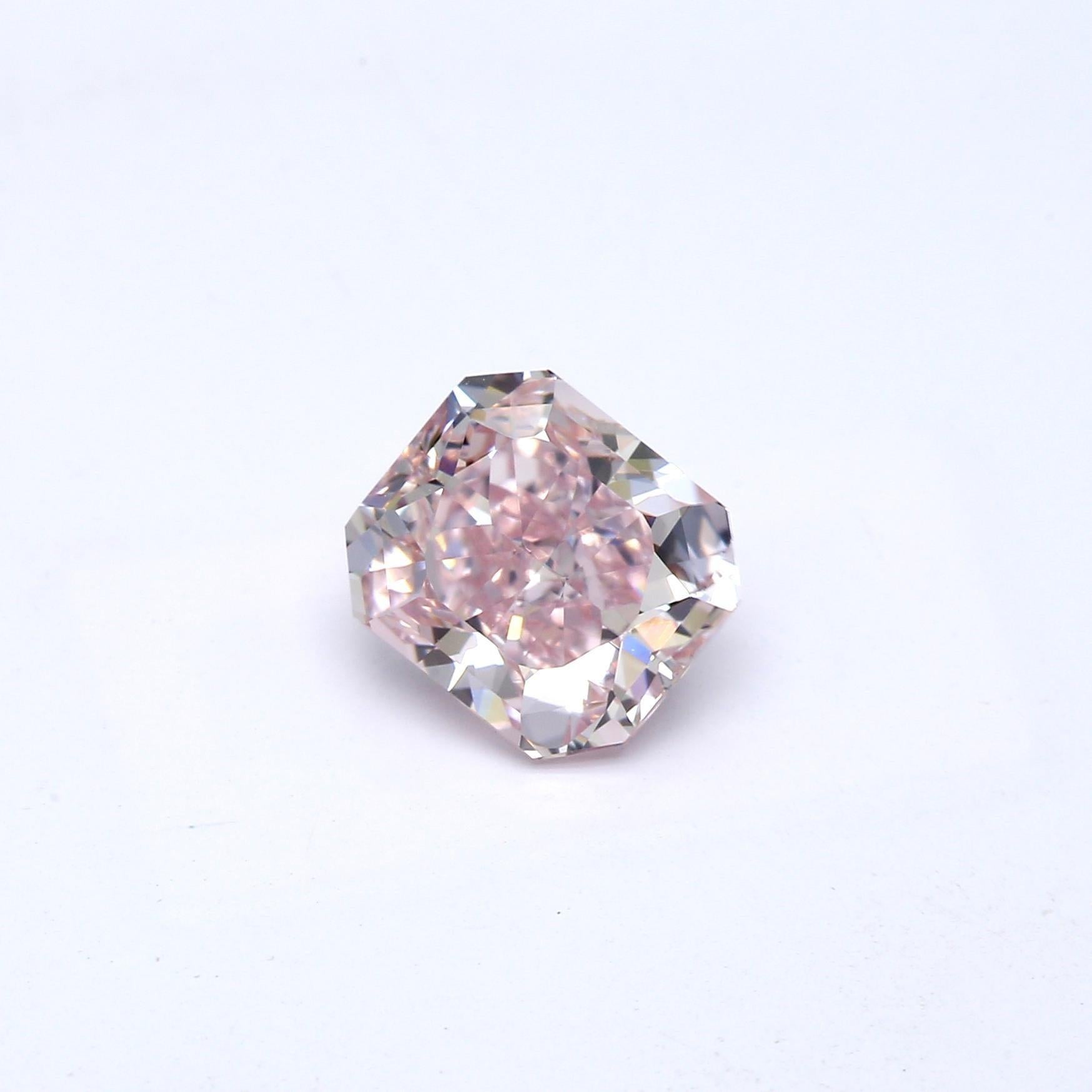 2 carat pink diamond ring
