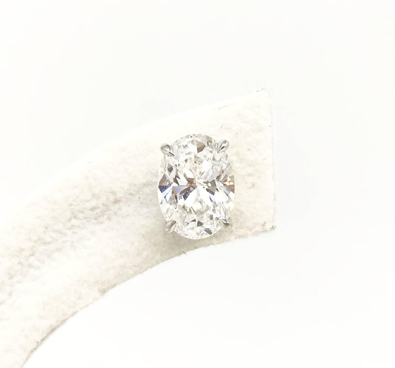 2 carat oval diamond earrings