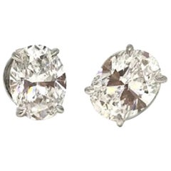 Boucles d'oreilles en diamants de forme ovale surdimensionnée de 2 carats certifiés GIA