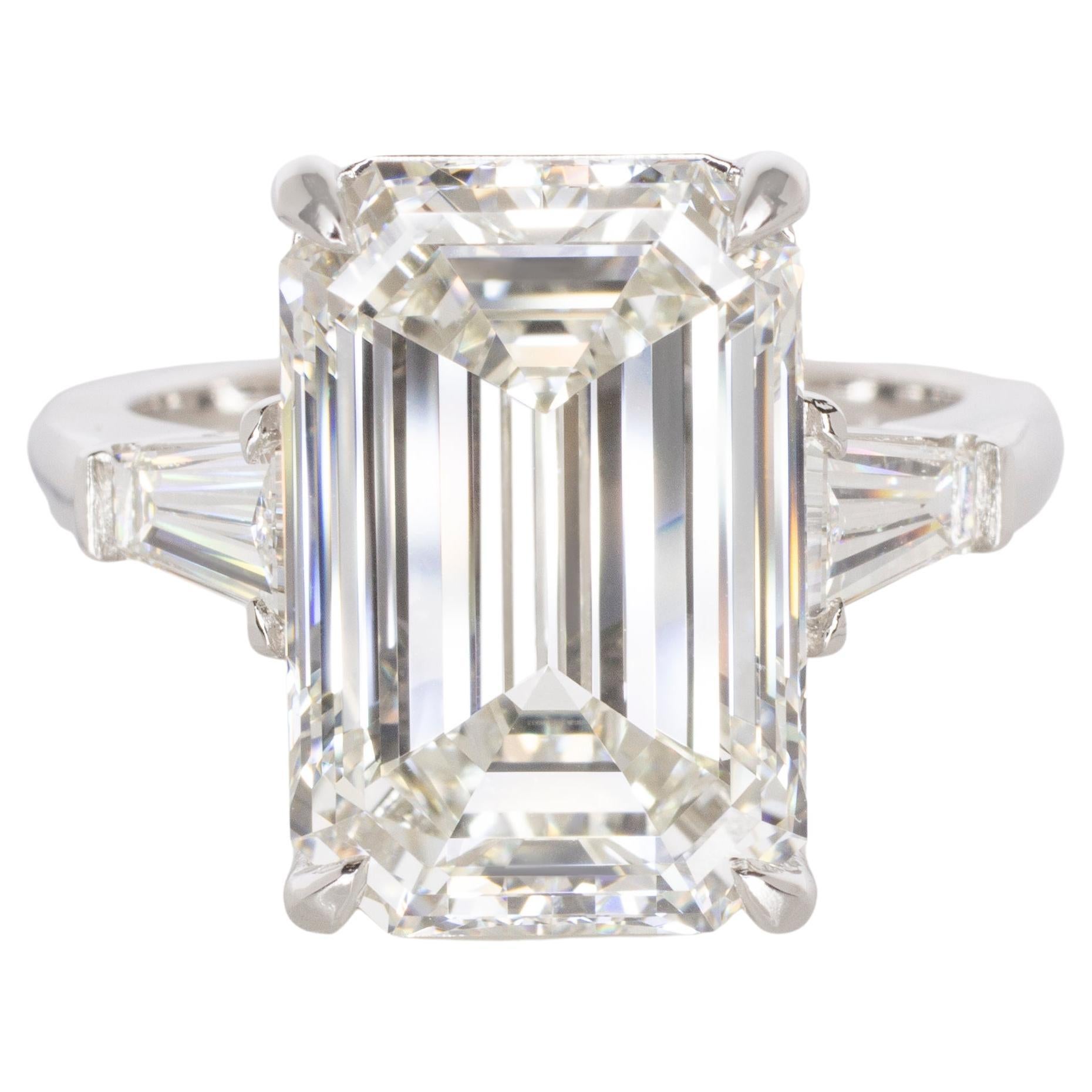 Cartier Trinity GIA Certified 1.23 Carat E/VVS1 Round Diamond ...