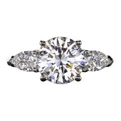 GIA Certified 2.00 Carat Round Cut Diamond VVS1 Clarity Ring in Platinum