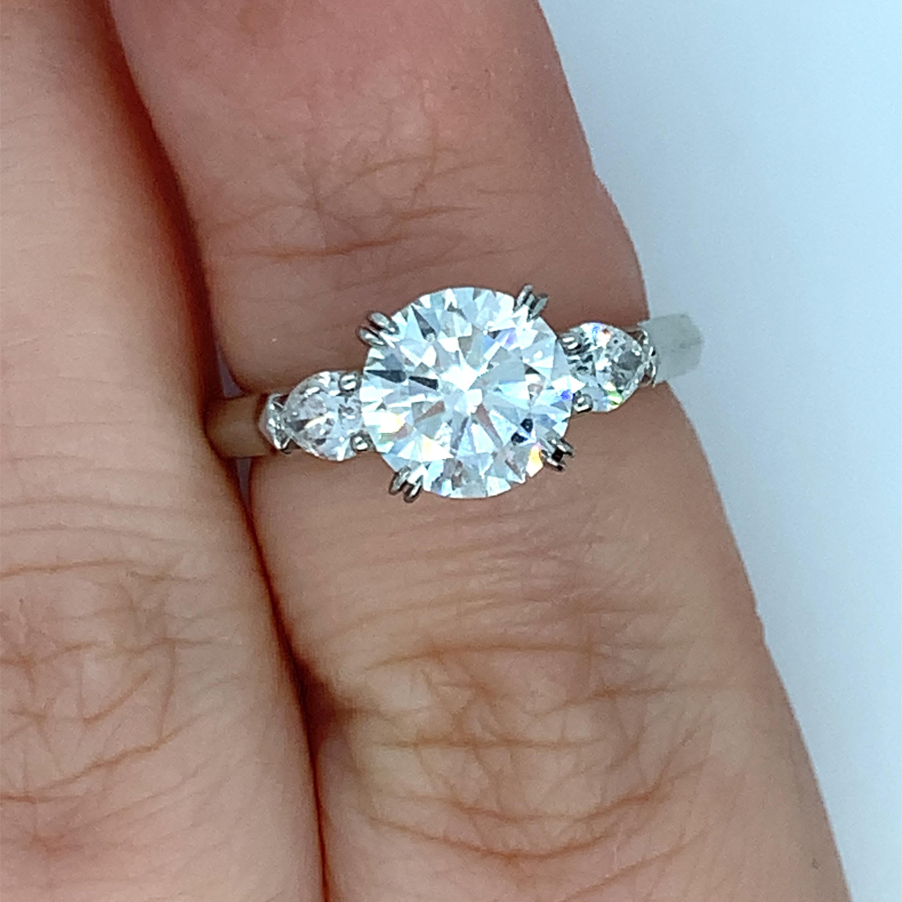 GIA Certified 2 Ctw Harry Winston Engagement Diamond Ring Platinum Three Stone In Good Condition For Sale In Puyallup, WA