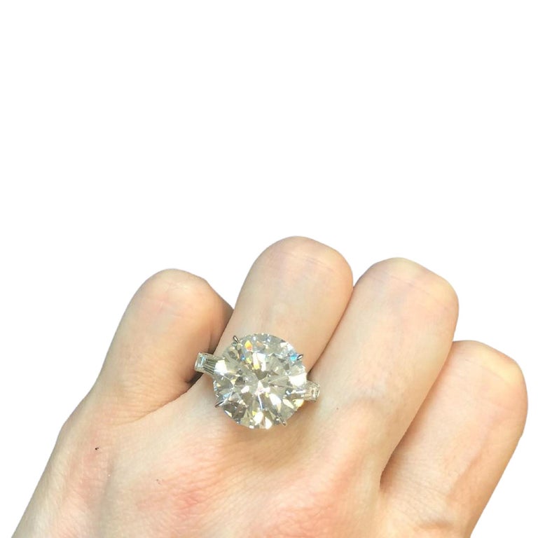 GIA Certified 20 Carat Round Brilliant Cut Diamond Platinum Ring For Sale  at 1stDibs | 20 carat diamond ring price, 20 carat ring, 20 carat wedding  ring