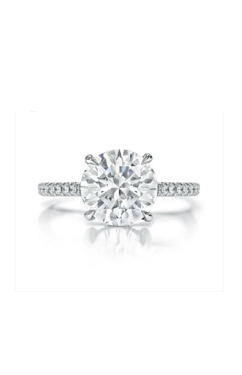 Contemporaneo GIA Certified 2,00 Carat D/Flawless Round Brillant Shape Diamond Anello in oro 18K in vendita