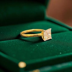 GIA Certified 2.00 Carat D VVS1 Princess Cut Diamond Ring in 18K Yellow Gold