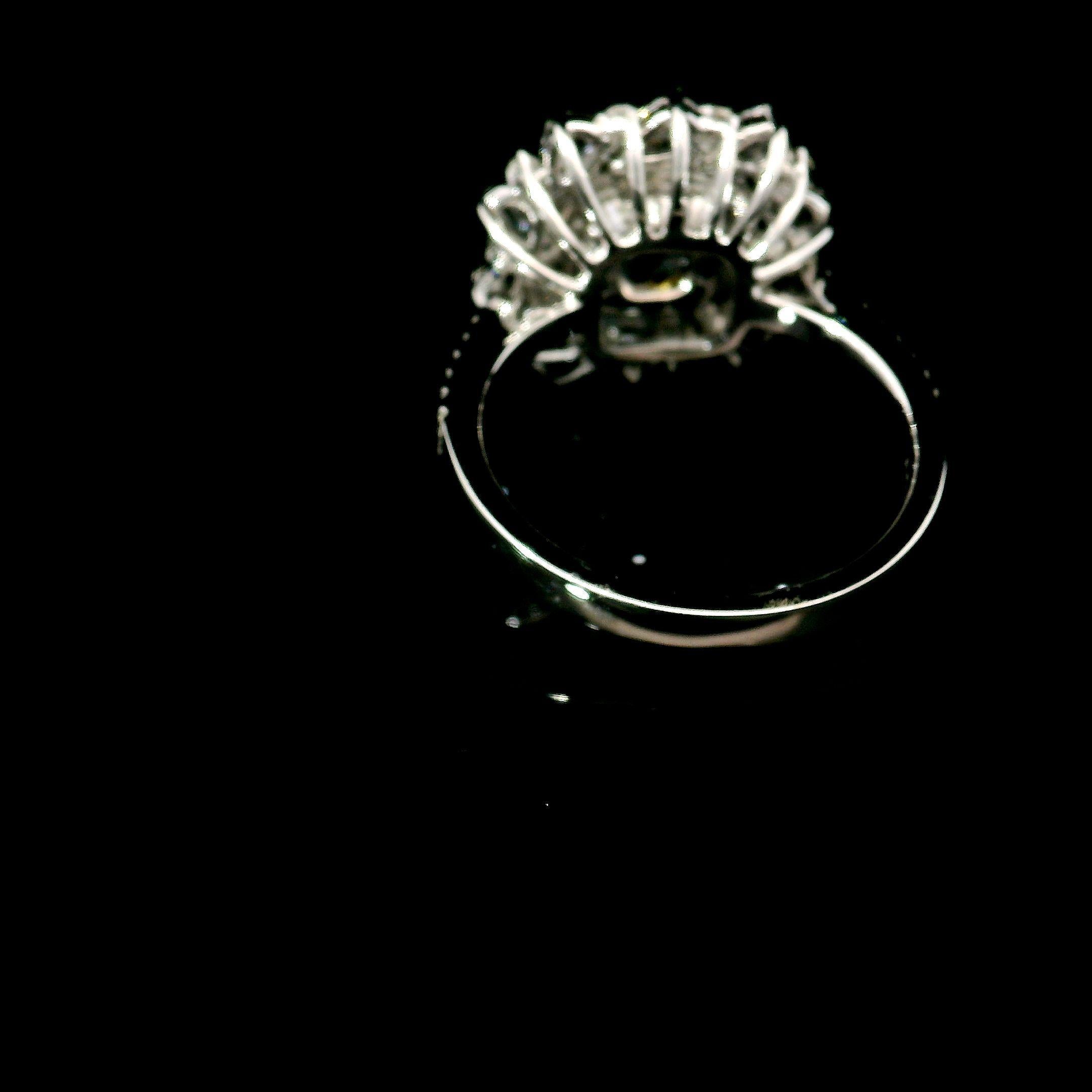 da uomo o donna Anello con diamante certificato GIA da 2,00 carati di colore giallo bruno VS2 di chiarezza in vendita