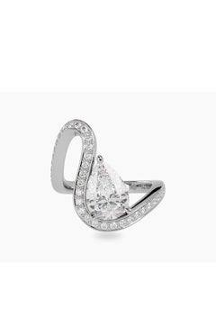GIA Certified 2.00 Carat Pear Shape Natural Diamond  18K Gold Ring
