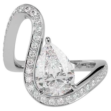 GIA Certified 2.00 Carat Pear Shape Natural Diamond  18K Gold Ring