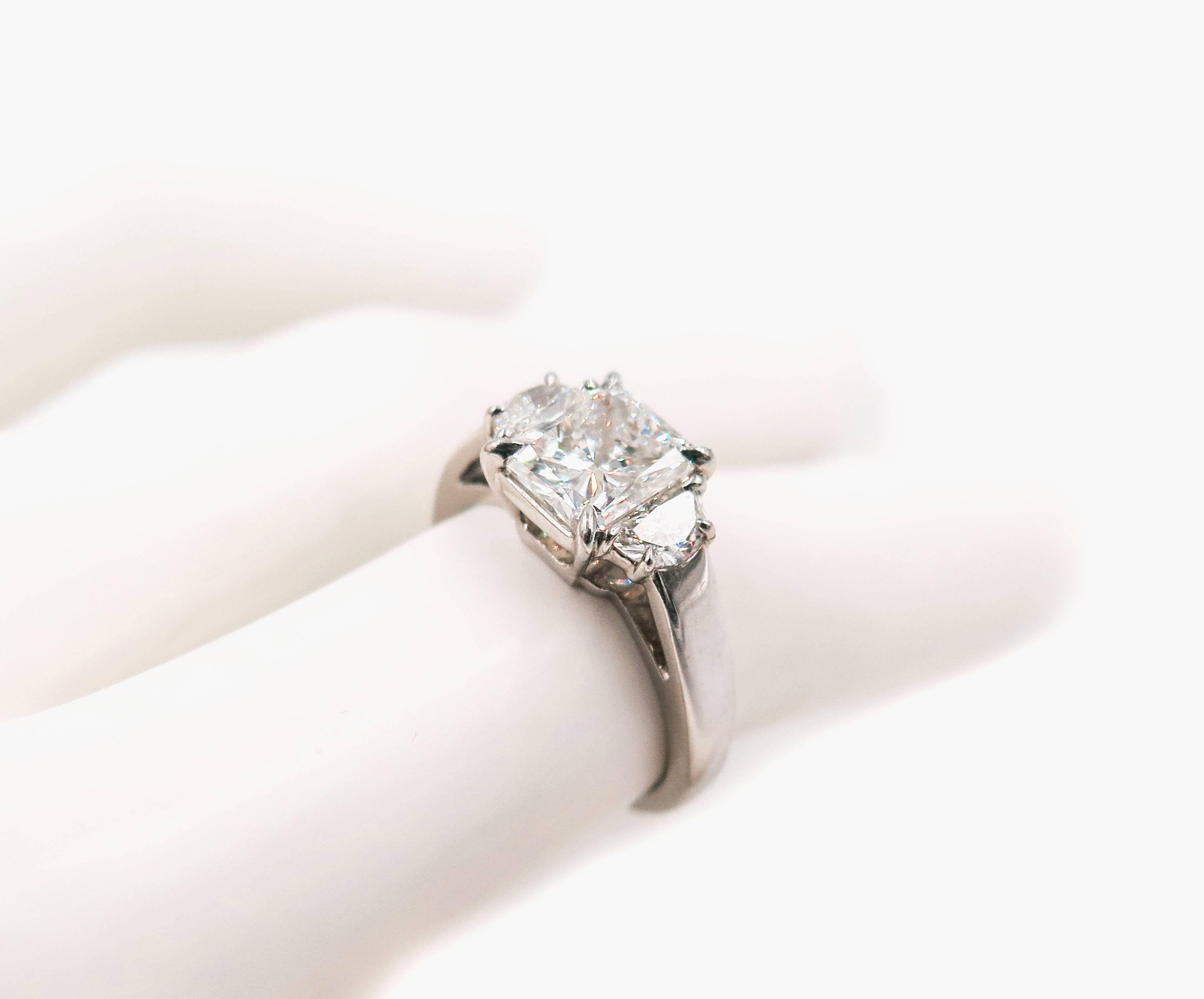 GIA Certified 2.00 Carat Radiant Cut Diamond Platinum Engagement Ring 2