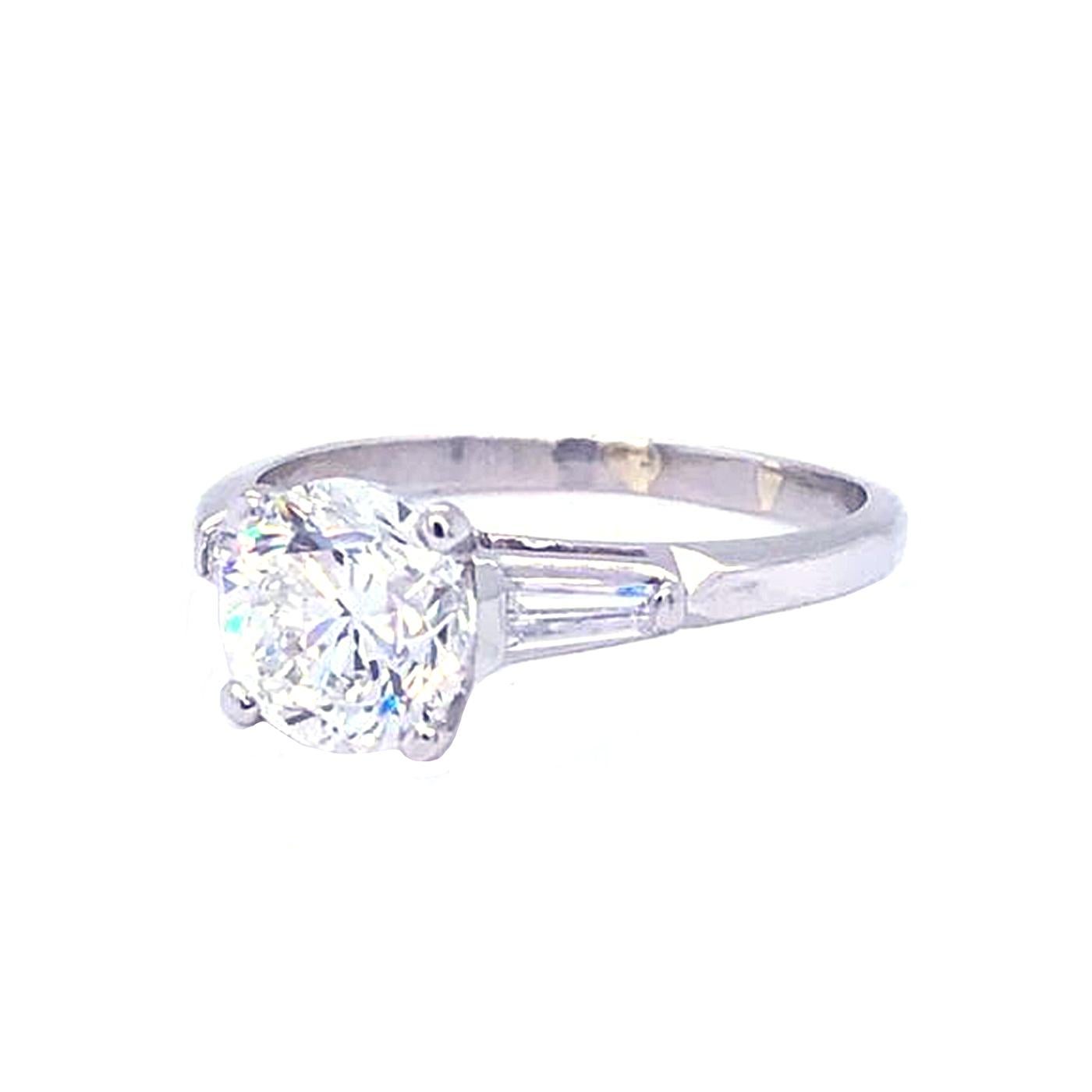 Modernist 2.00 Carat GIA Certified Round Diamond with Tapered Buguette Platinum Ring For Sale