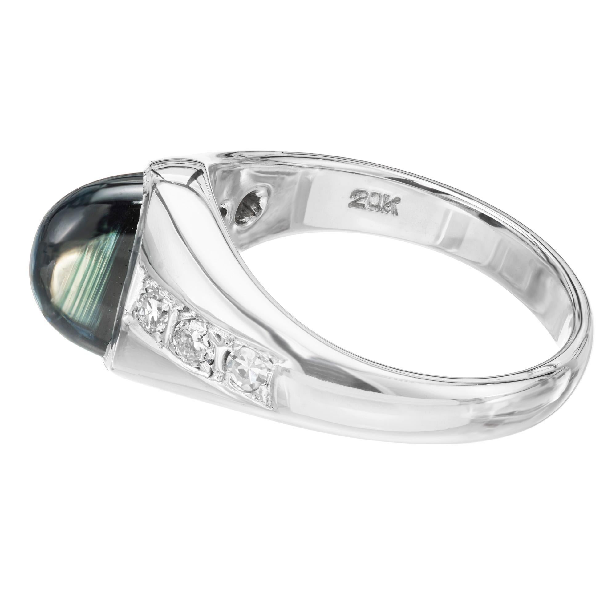 Taille ovale Bague en or blanc avec saphir de 2,00 carats et diamants certifiés GIA en vente