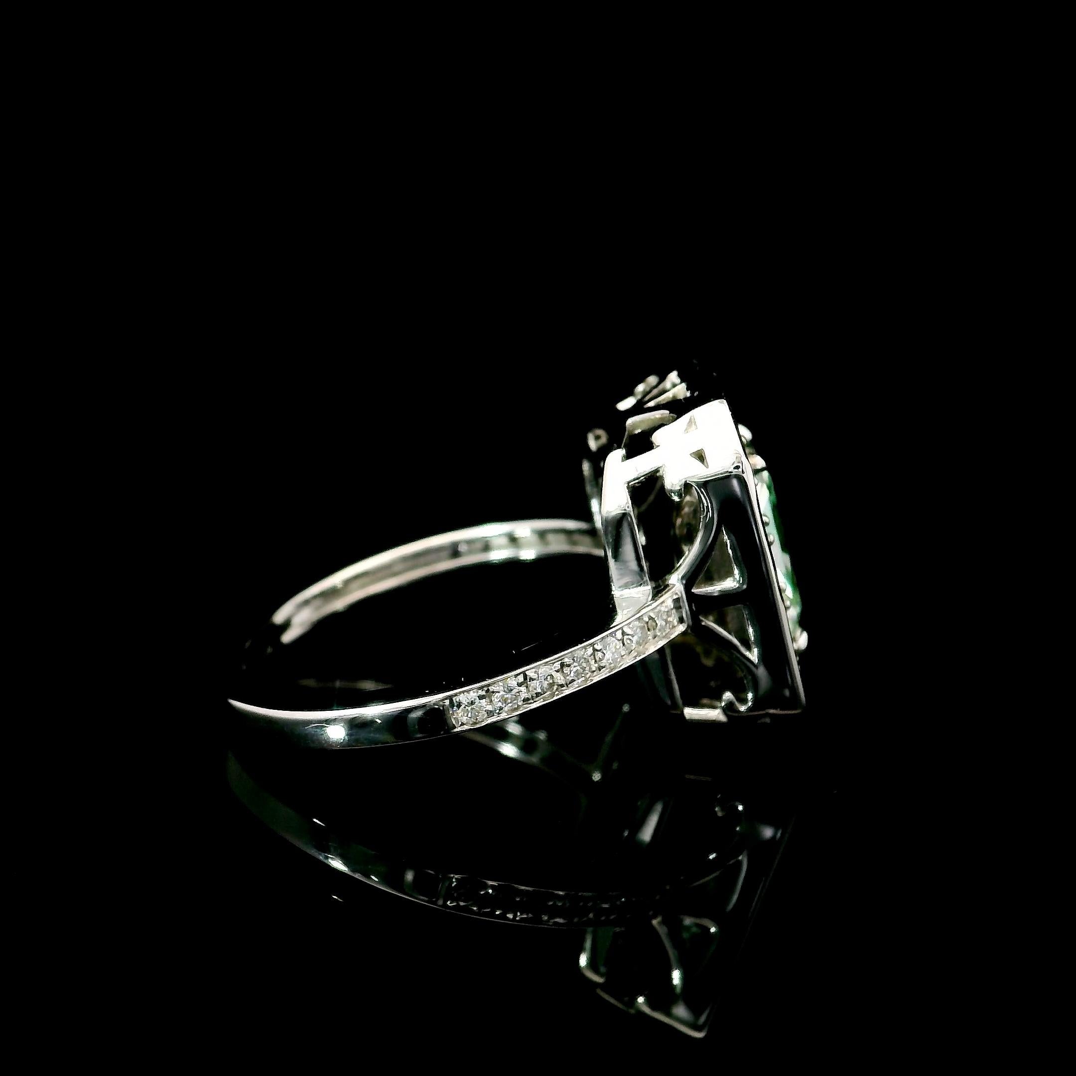 GIA Certified 2.00 Carat Very Light Green SI1 Clarity Diamond Ring For Sale 1