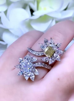 GIA Certified 2.00 Carats Diamonds  3.29 Carats Diamonds 18K Gold Flowers Ring