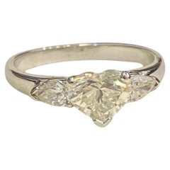 GIA Certified 2.00 Ct E VVS1 Heart Shape Diamond Three Stone Ring 18K White Gold (bague à trois pierres en forme de cœur)