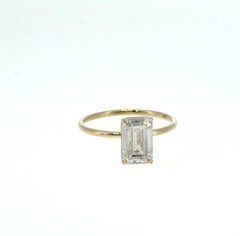 GIA Certified 2.00 Ct Emerald Shape Diamond 18k Gold Ring