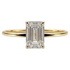 GIA Certified 2.00 Ct Emerald Shape Diamond 18k Gold Ring