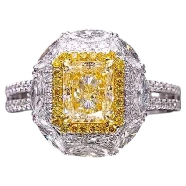 GIA Certified 2.00 Ct Fancy Yellow Diamond 18K Gold Ring For Sale