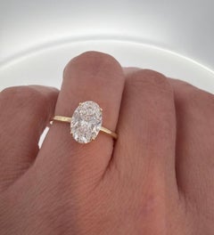 GIA Certified 2.00 Ct Oval Shape Diamond 18k Gold Solitaire Ring