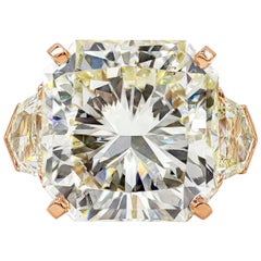 Bague de fiançailles à trois pierres en diamant taille radiant de 20.05 carats certifié GIA