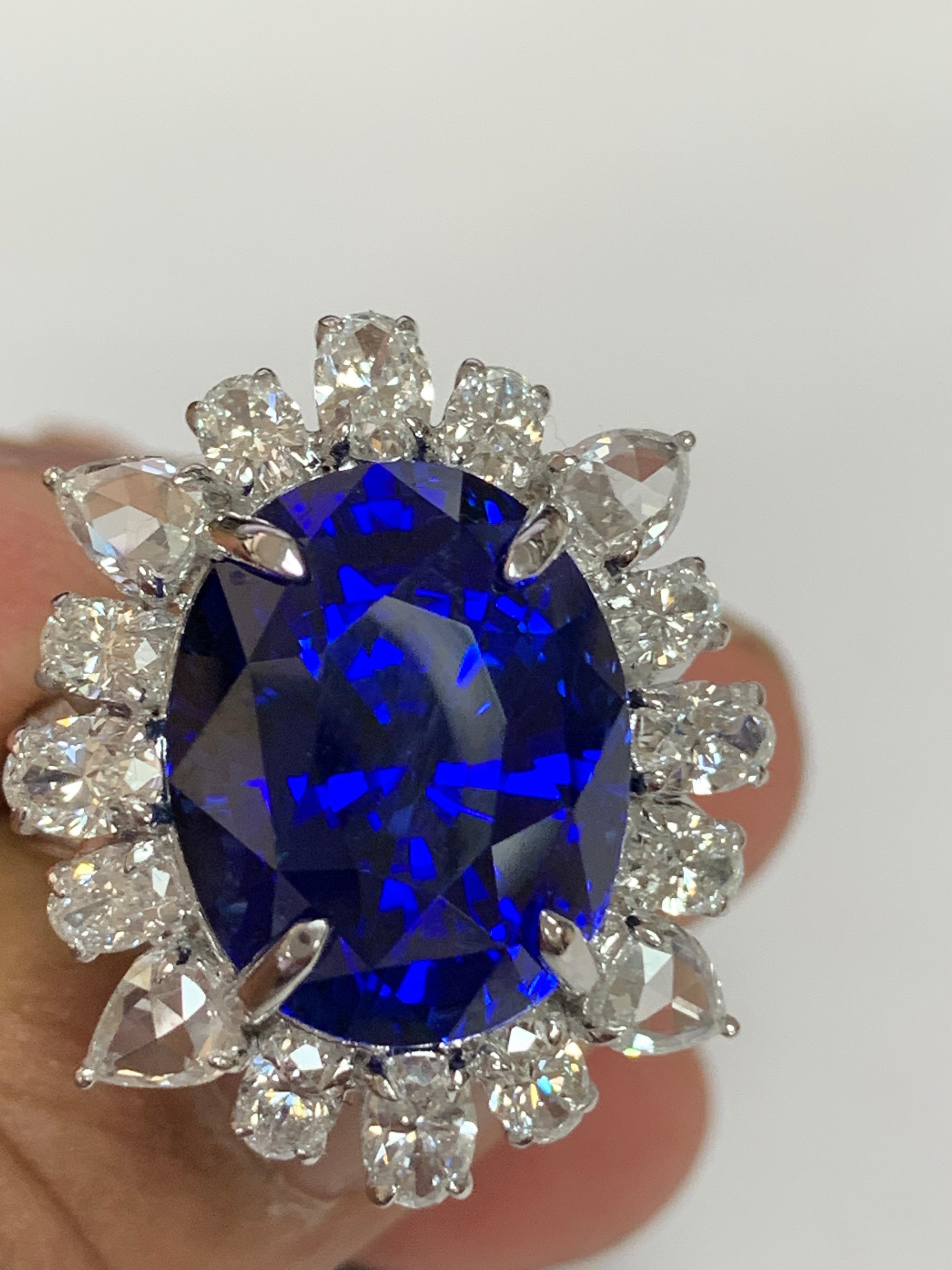 GIA Certified 20.08 Carat Blue Sapphire and Diamonds Ring 3