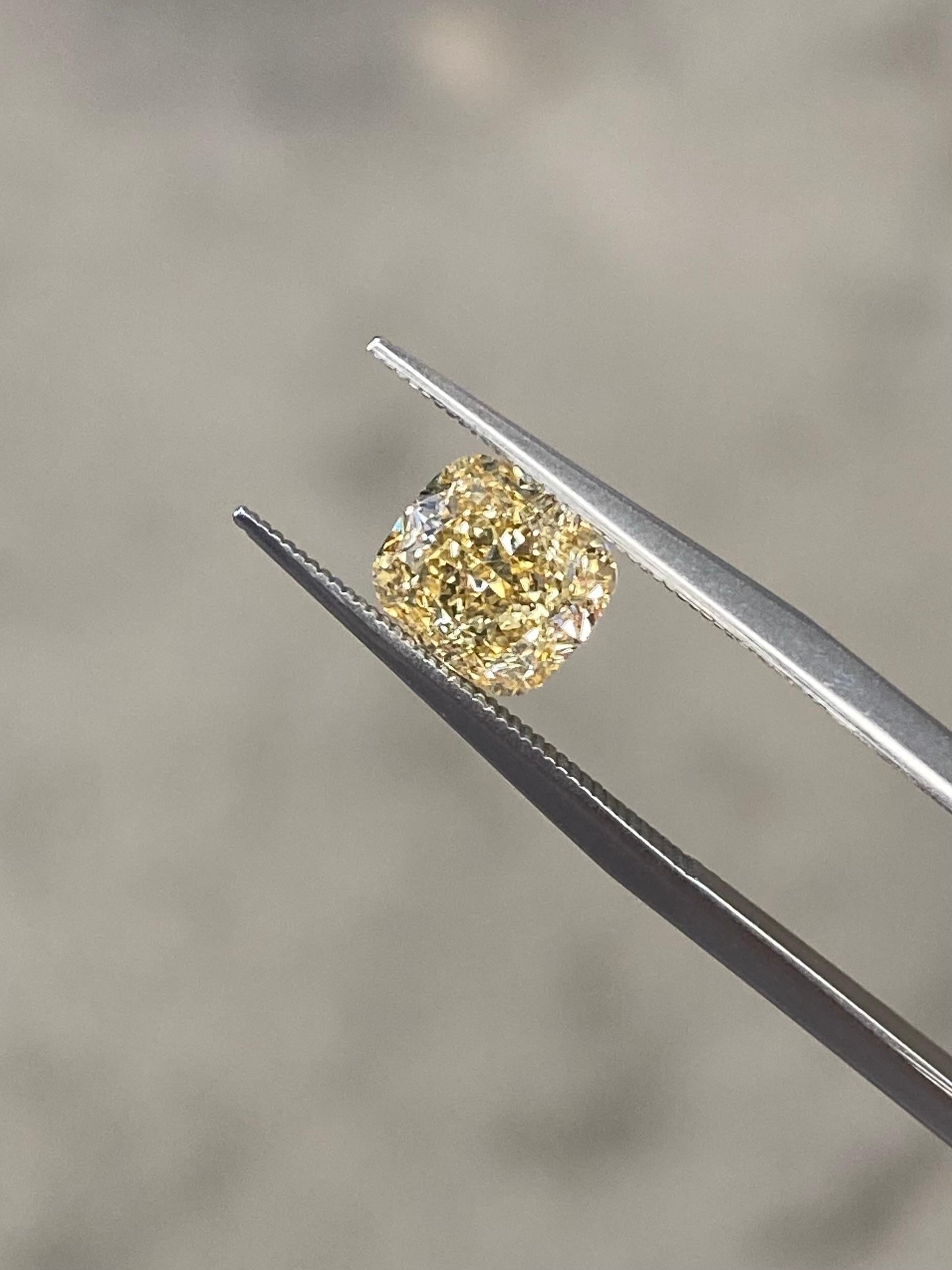 For Sale:  GIA Certified 2.00ct Fancy Yellow Diamond and Baguette Diamond White Gold Ring 6