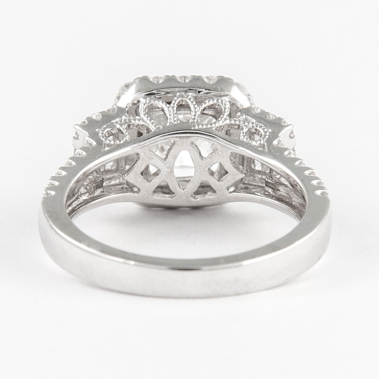 GIA Certified 2.00ct Princess Cut Diamond Three Stone Ring 18 Karat White Gold For Sale 1
