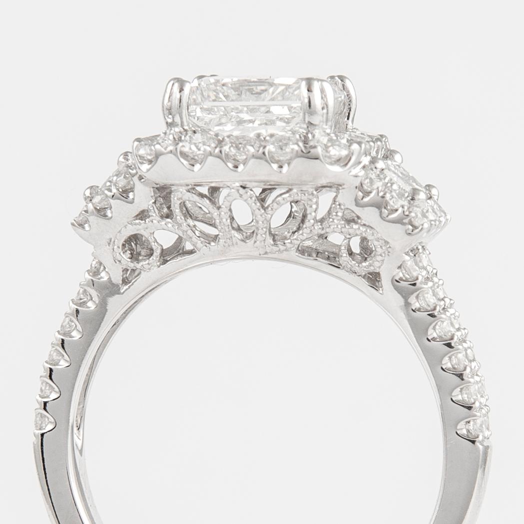 GIA Certified 2.00ct Princess Cut Diamond Three Stone Ring 18 Karat White Gold For Sale 1