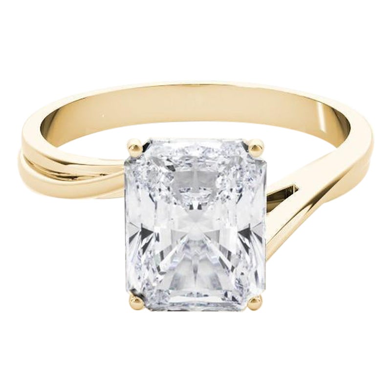 GIA Certified 2.01 Carat Basket Set Radiant Curved Band Diamond Ring