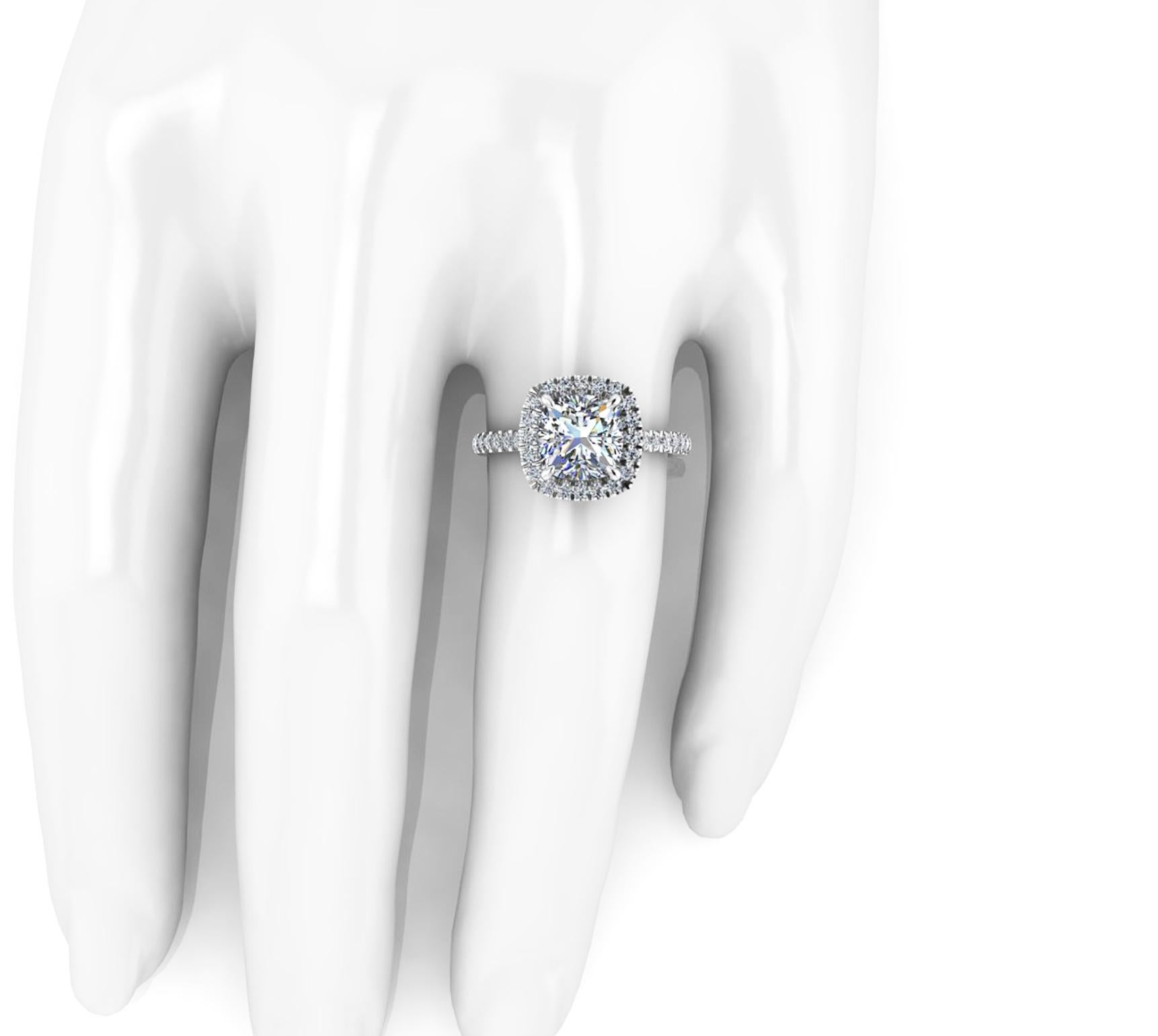 Bague de fiançailles pavée de diamants taille coussin de 2,01 carats de couleur H, certifiée GIA Pour femmes en vente