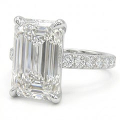 GIA Certified 2.01 Carat Emerald D Color VVS1 Clarity Diamond Ring with Pavé