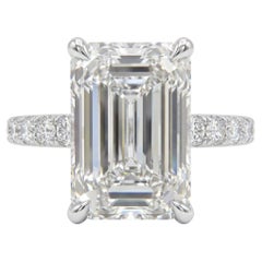 GIA Certified 2.01 Carat Emerald D Color VVS1 Clarity Diamond Ring with Pavé