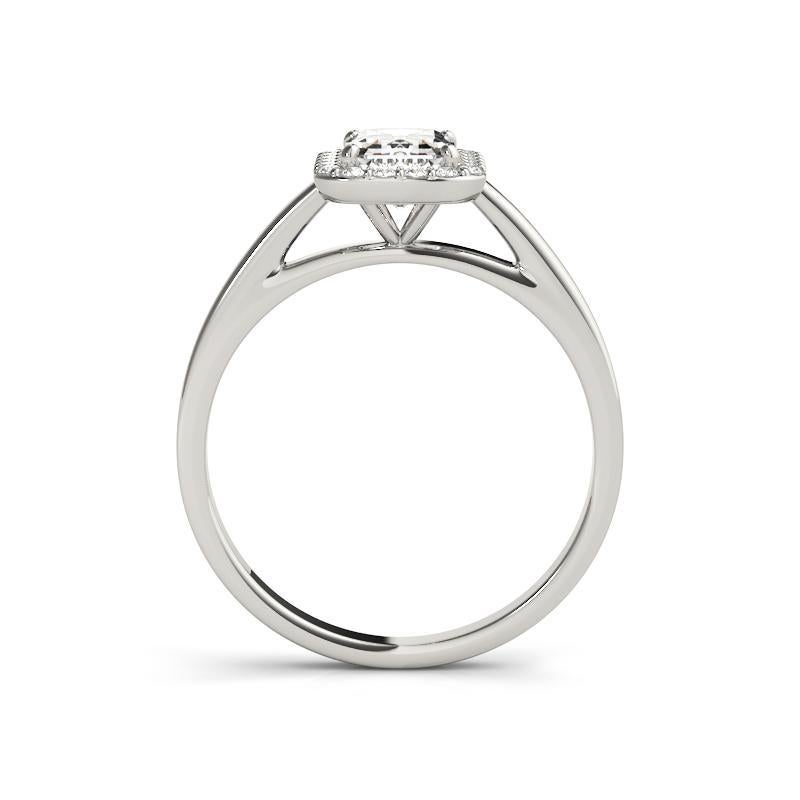 Taille émeraude Émeraude Halo certifiée GIA de 2,01 carats  Bague en diamant en vente