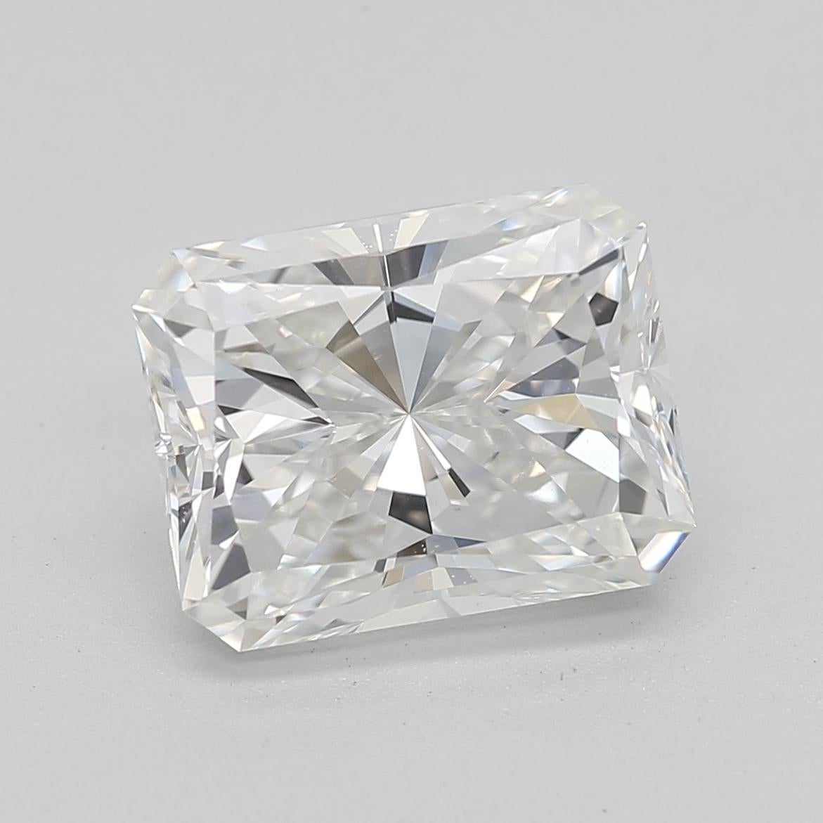 GIA Certified 2.01 Carat H VS2 Entwined Prong Cathedral Radiant Diamond Ring Neuf - En vente à New York, NY