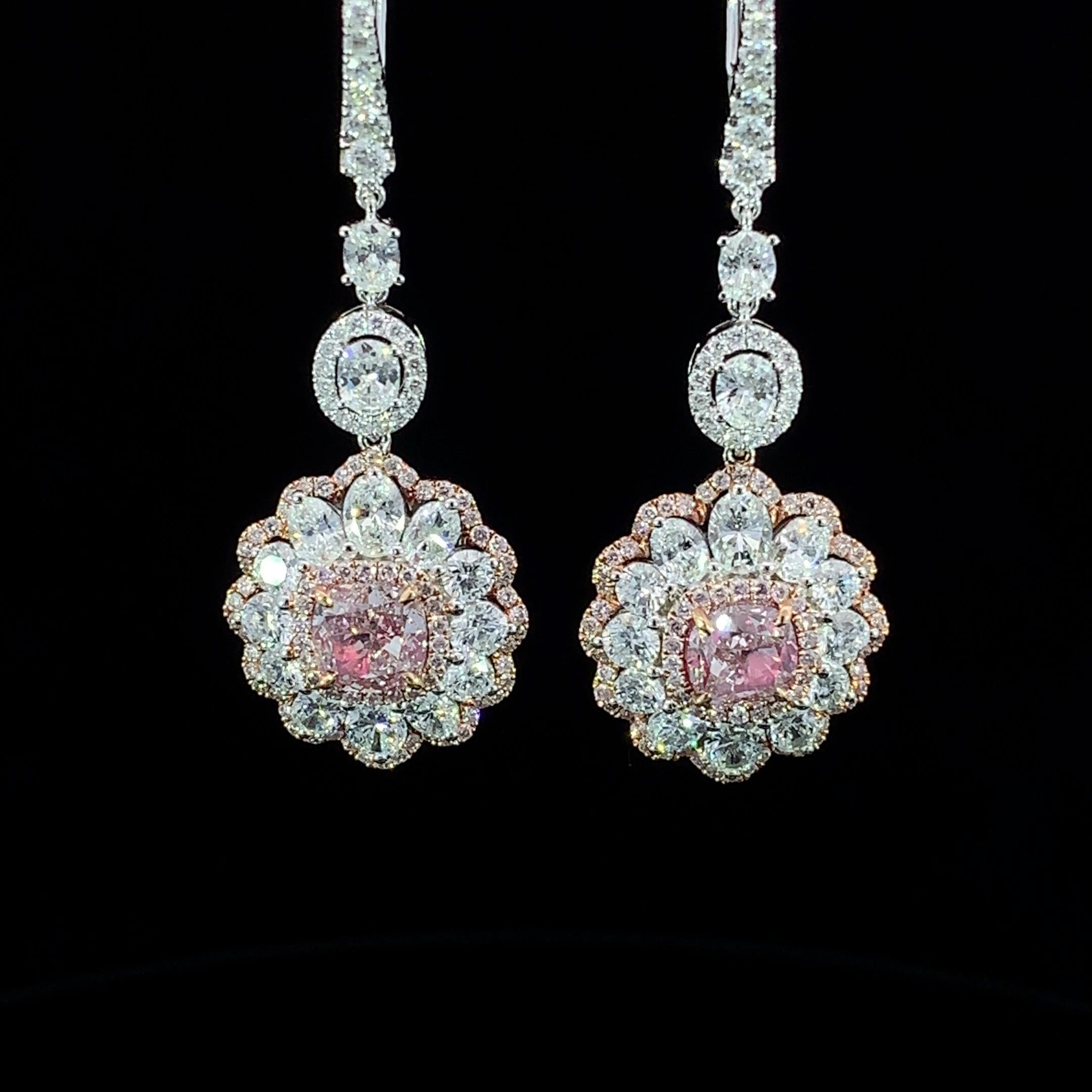Modern GIA Certified 2.01 Carat Light Pink & White Diamond Drop 18K Earrings For Sale