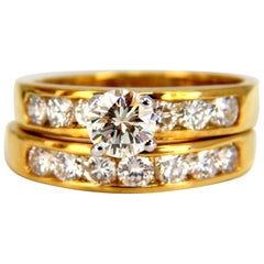 GIA Certified 2.01 Carat Natural Round Diamond Ring and Band 18 Karat