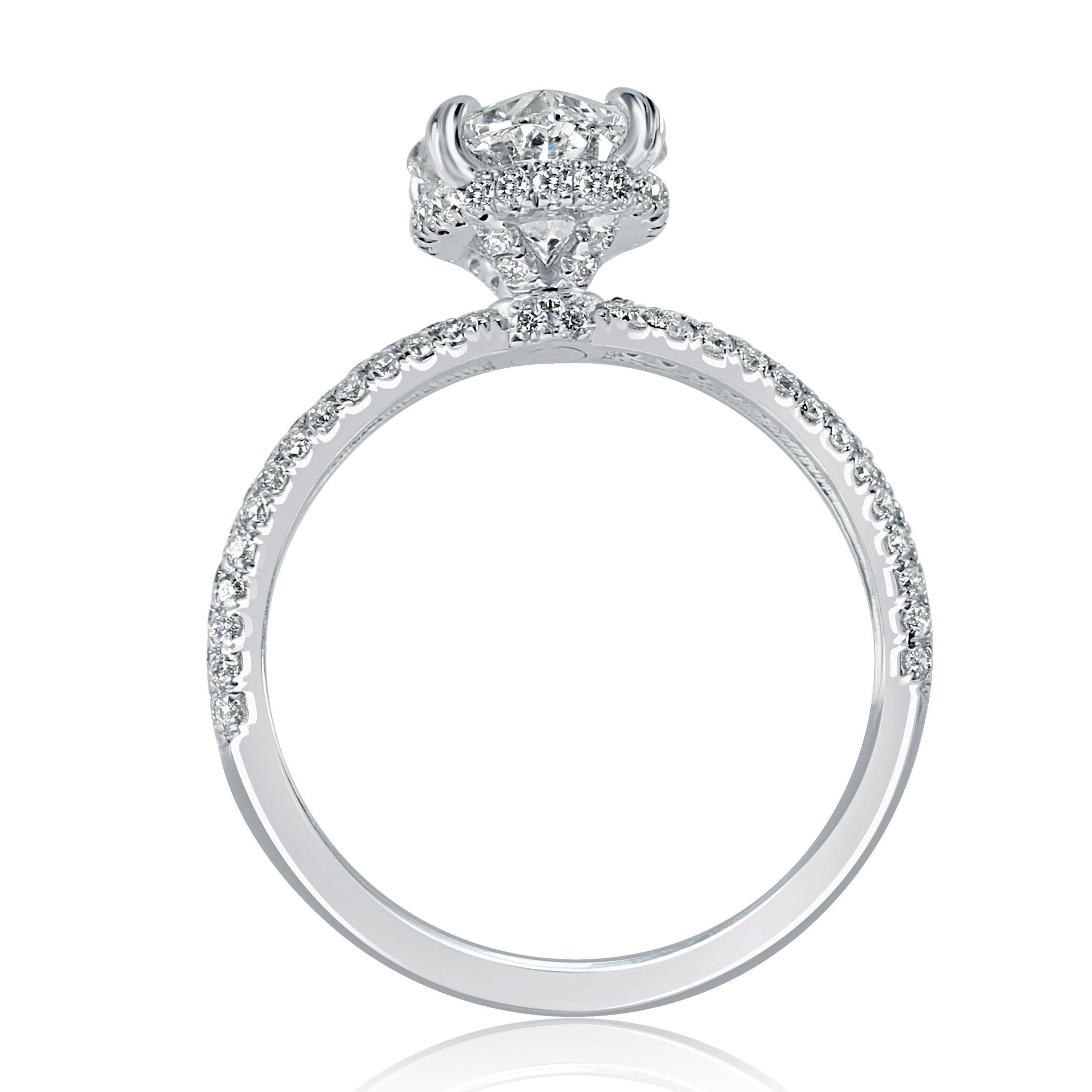 GIA Certified 2.01 Carat Oval Cut Diamond Engagement Ring 18K White Gold In New Condition For Sale In New York, NY