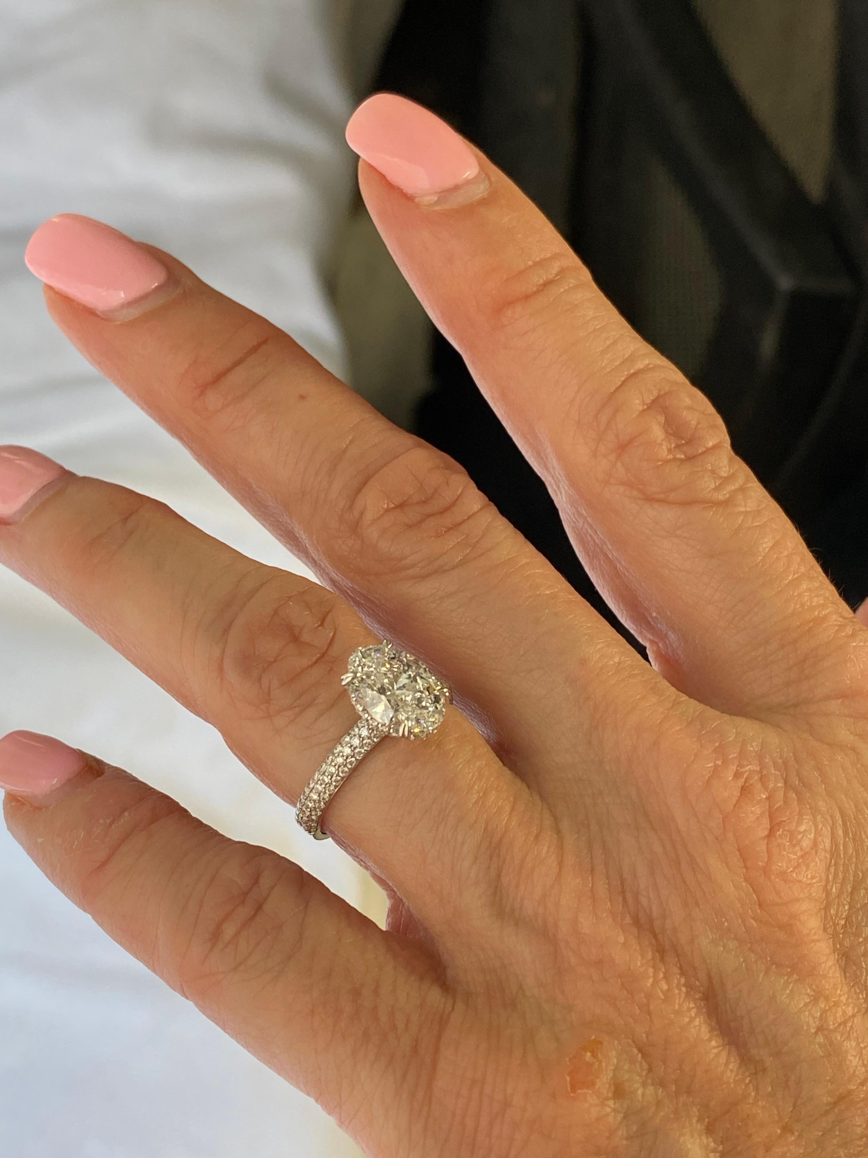 GIA Certified 2.01 Carat Oval Cut Diamond Engagement Ring 18K White Gold For Sale 4