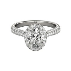 GIA Certified 2.01 Carat Oval Halo Multi-Row  Bague en diamant