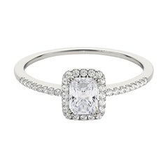 Bague en platine avec diamant certifié GIA de 2.01 carats en forme de halo radiant et de panier en platine